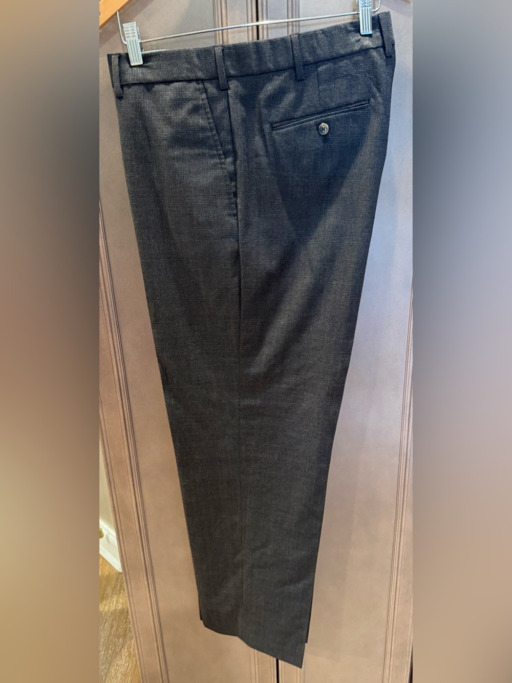 Hart Schaffner Marx 40 x 30 Wool Dress Pants in Subtle Charcoal Plaid